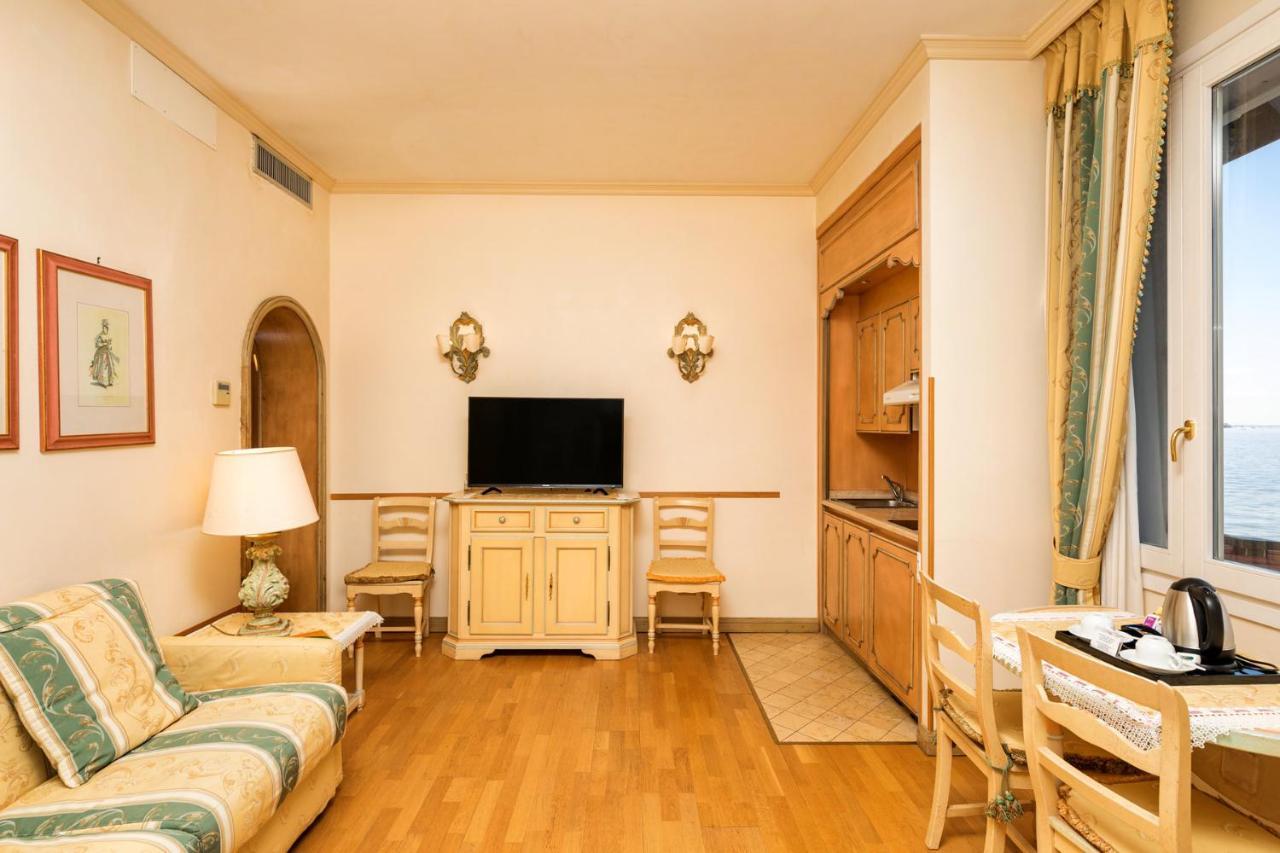 Hotel Villa Laguna Venedigs Lido Eksteriør billede